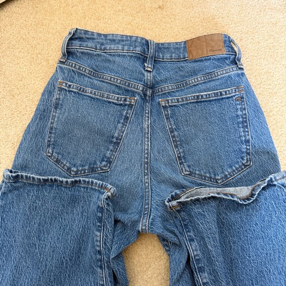 The Curvy Perfect Vintage Wide-Leg Crop Jean (25, Cresslow Wash) - Picture 9 of 12